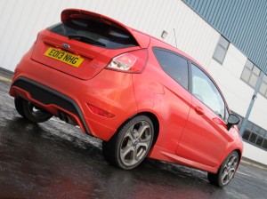 Ford_Fiesta_ST_2013_003