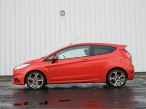 Ford_Fiesta_ST_2013_005