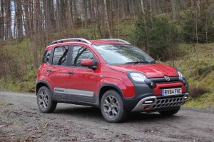 Fiat_Panda_Cross_2015_02