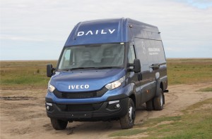 2015_Iveco_Daily_04